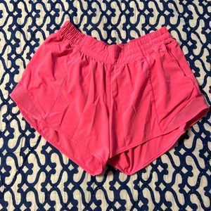 Sonic pink hottie hot lulu lemon shorts